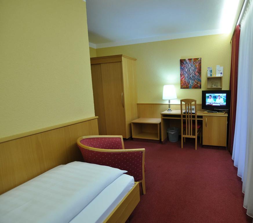 Hotel Elisabeth Bad Abbach Quarto foto